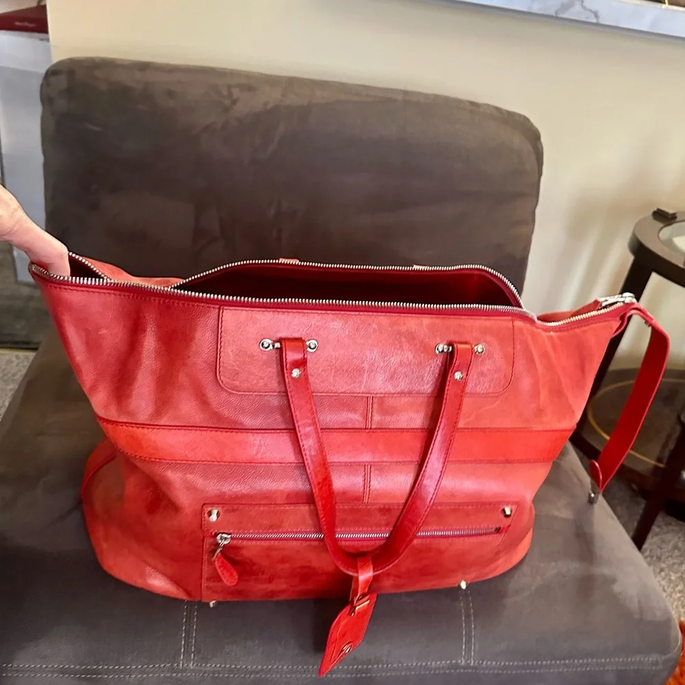 Balenciaga Duffle Bag - Picture 8 of 10